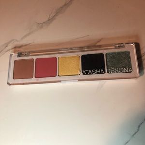 Natasha Denona eye shadow pallet